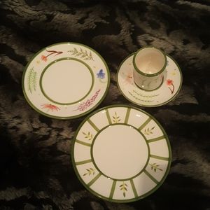 Empire Candle plate set. Saucers and votive. Nwt